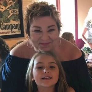 Meet your Posher, Debbie